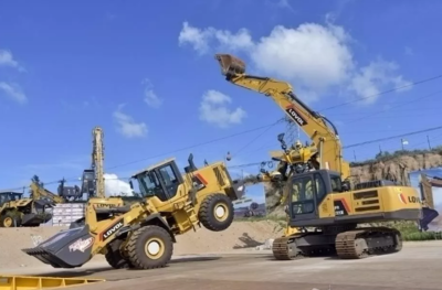 雷沃挖掘機、裝載機銷量業績喜人!復購率超70%!