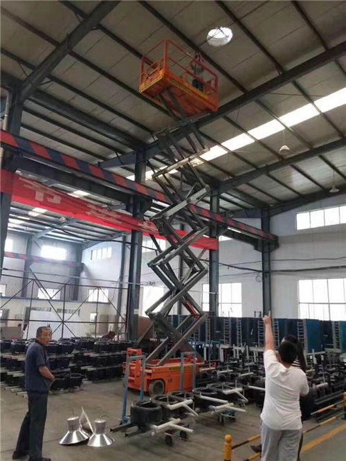 山東明通高空車租賃公司 槐蔭區越野剪刀車租賃,機場修建專用車